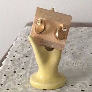 New With Tag 14KT Gold Posts Open Hoop Earrings